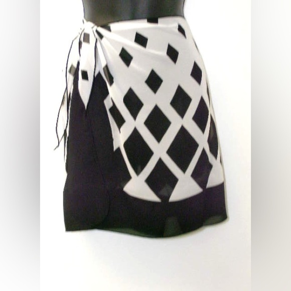 Short sarong black white Diamond Queen 2067S-DQU - Picture 1 of 1